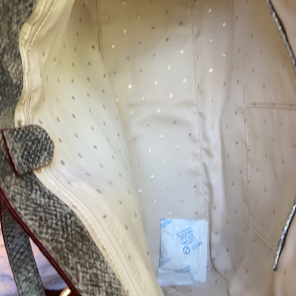 Georgous Kate Spade tote - Picture 11 of 11